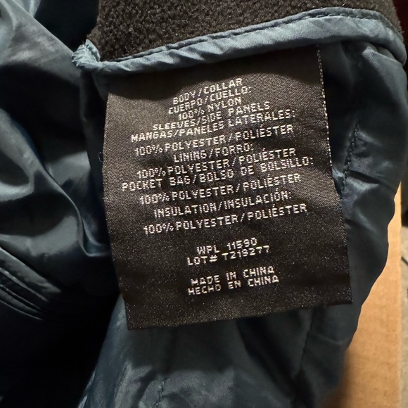 EUC 32Degrees HEAT women’s puffer style jacket. - Picture 4 of 5